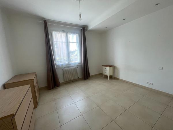 A LOUER - AIX EN PROVENCE - 4 PIECES MEUBLE - QUARTIER SUD AIX