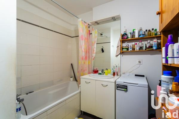 Appartement 4 pièces de 74 m² à Saint-Fons (69190)