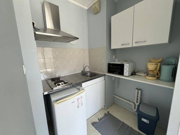 Appartement à louer 520 € CC Pau 1 pièce 26 m² DPE B