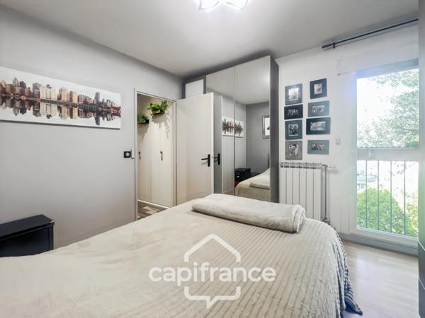 Appartement à vendre 4 pièces LA SEYNE SUR MER (83), grand T4 de 81m2 - Loggia - Garage et Cave.
