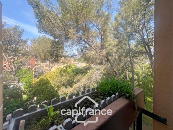 Appartement à vendre 4 pièces LA SEYNE SUR MER (83), grand T4 de 81m2 - Loggia - Garage et Cave.