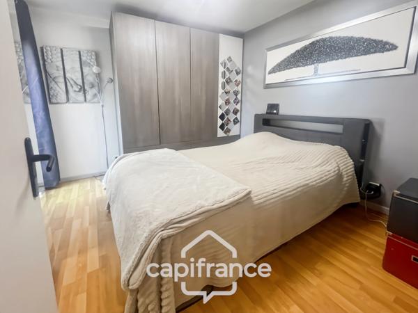 Appartement à vendre 4 pièces LA SEYNE SUR MER (83), grand T4 de 81m2 - Loggia - Garage et Cave.