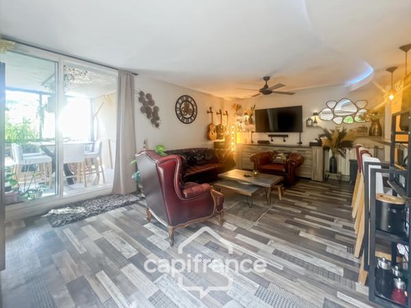 Appartement à vendre 4 pièces LA SEYNE SUR MER (83), grand T4 de 81m2 - Loggia - Garage et Cave.