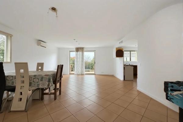 MEZE (34) A VENDRE MAISON P5, SURFACE 120 M2, TERRAIN 330 M2, SECTEUR CALME, PROCHE MER