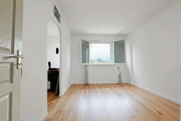 MEZE (34) A VENDRE MAISON P5, SURFACE 120 M2, TERRAIN 330 M2, SECTEUR CALME, PROCHE MER