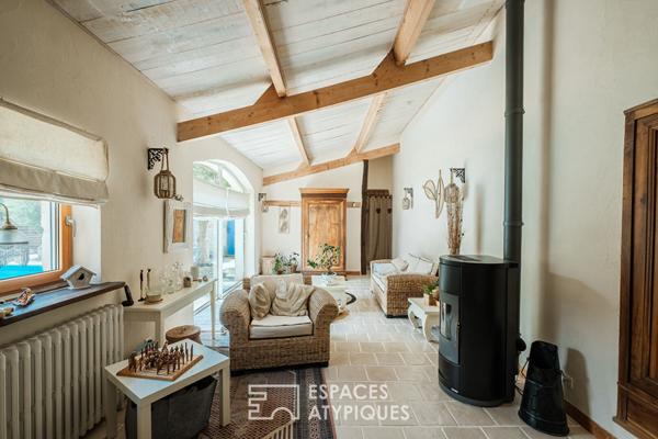 Propriété de charme avec jardin et piscine