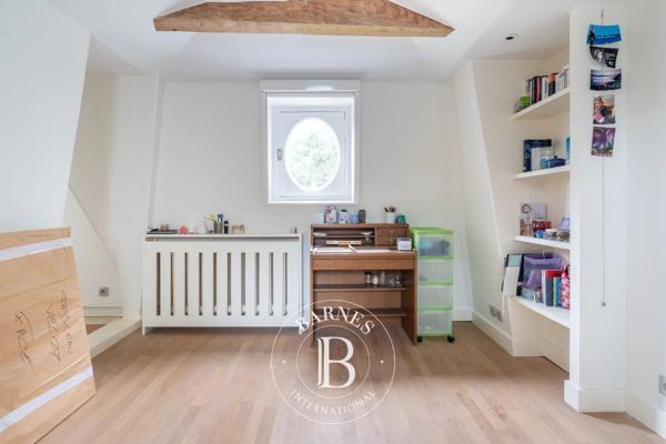 Ville-d'Avray, Maison 5 Chambres -  305 m² à vendre