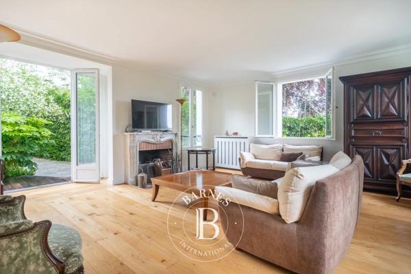 Ville-d'Avray, Maison 5 Chambres -  305 m² à vendre