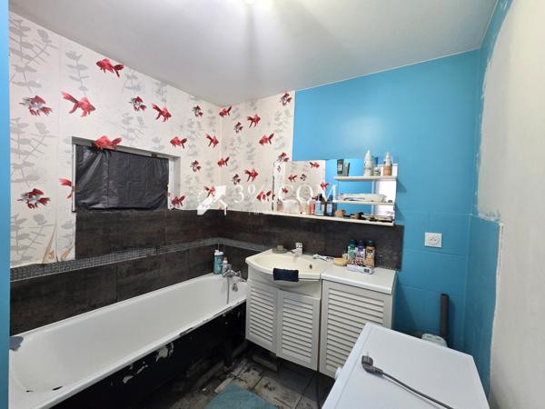 Maison 4 pièce(s) 2 chambre(s) 75 m²