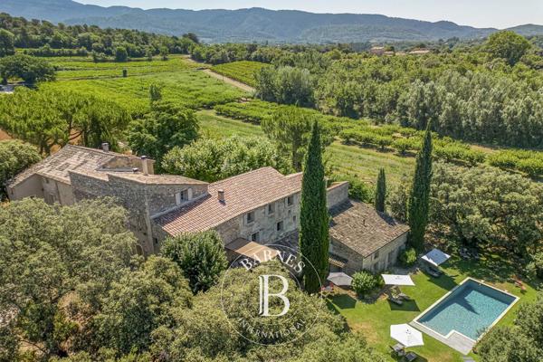 Malaucène, Propriété 10 Chambres -  540 m² à vendre