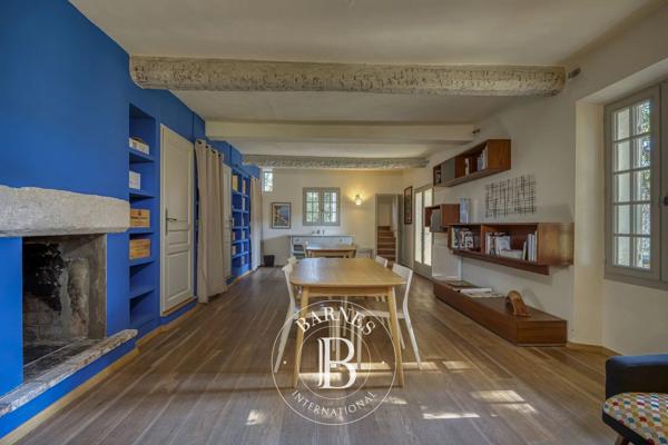 Malaucène, Propriété 10 Chambres -  540 m² à vendre