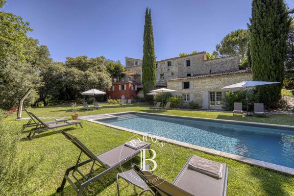 Malaucène, Propriété 10 Chambres -  540 m² à vendre