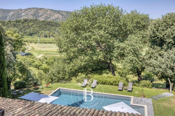 Malaucène, Propriété 10 Chambres -  540 m² à vendre