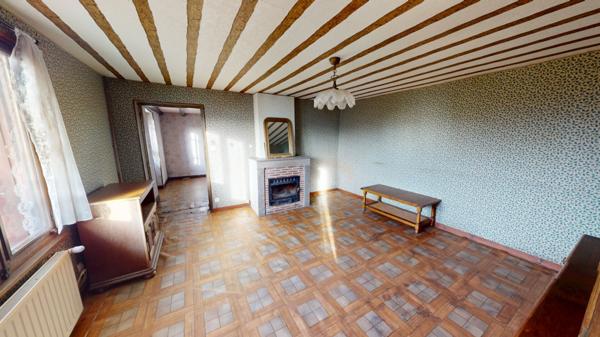 Charmante maison de plain-pied sur grand terrain arboré de 2000 m², à 8 minutes des Arcades de Louhans, 20 minutes de Tournus.