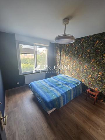 Maison
                                                                                                                                                                                                                                                                                                                        6 pièce(s)                                                                                                                                                                                                          4 chambre(s)                                                                                                                                                                                                          160  m²