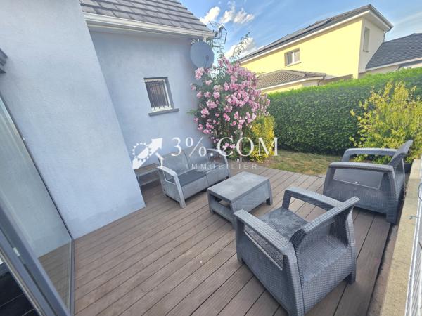 Maison
                                                                                                                                                                                                                                                                                                                        6 pièce(s)                                                                                                                                                                                                          4 chambre(s)                                                                                                                                                                                                          160  m²