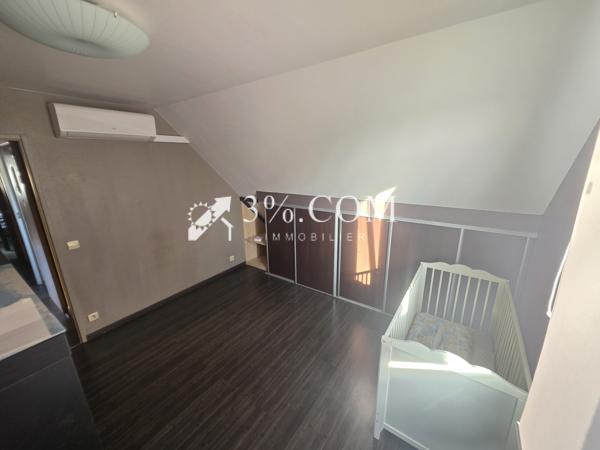 Maison
                                                                                                                                                                                                                                                                                                                        6 pièce(s)                                                                                                                                                                                                          4 chambre(s)                                                                                                                                                                                                          160  m²