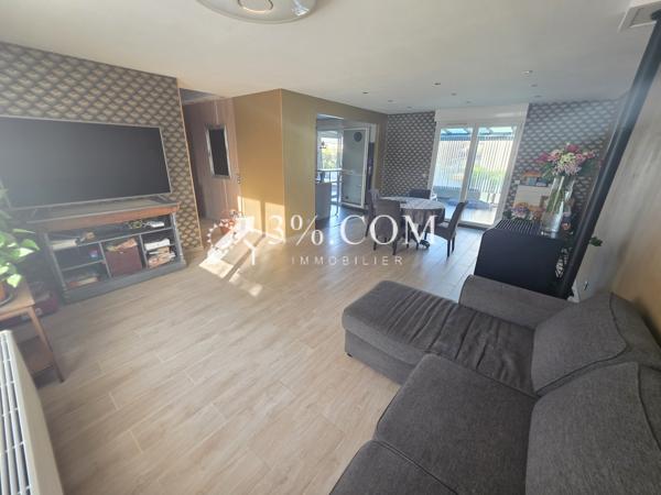 Maison
                                                                                                                                                                                                                                                                                                                        6 pièce(s)                                                                                                                                                                                                          4 chambre(s)                                                                                                                                                                                                          160  m²