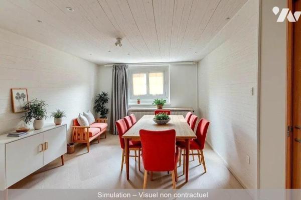 Maison de ville à proximité des commerces et des services
Fenêtres PVC double vitrage avec vol...