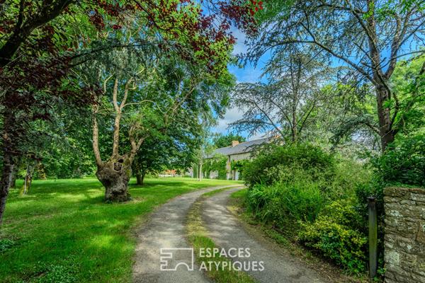 Authenticité et calme : superbe longère dans un cadre verdoyant