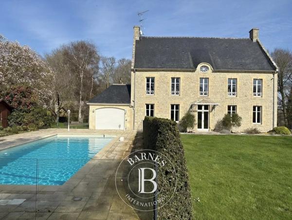 Bayeux, Maison 3 Chambres -  321 m² à vendre