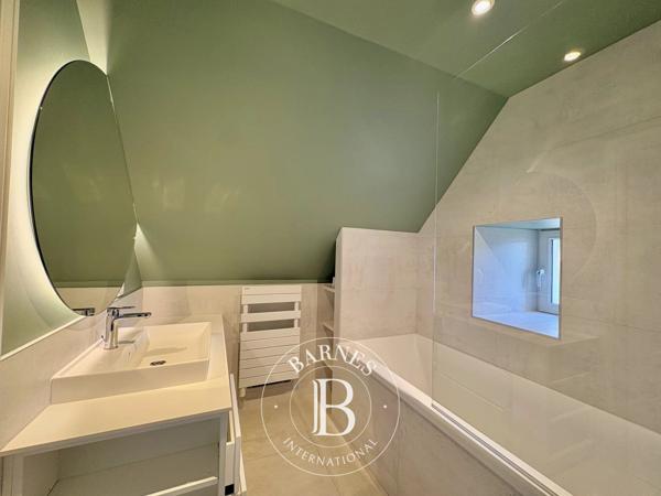 Bayeux, Maison 3 Chambres -  321 m² à vendre