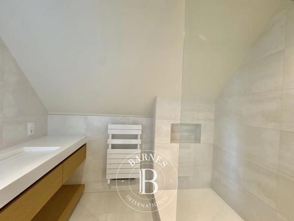 Bayeux, Maison 3 Chambres -  321 m² à vendre