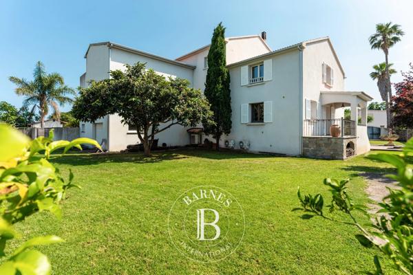 Bastia, Villa 4 Chambres -  430 m² à vendre