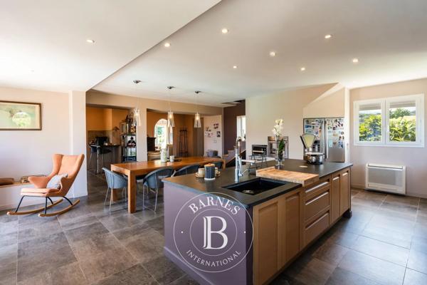 Bastia, Villa 4 Chambres -  430 m² à vendre