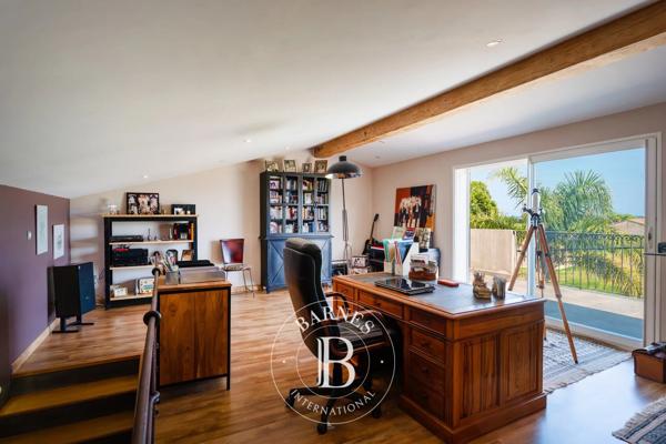 Bastia, Villa 4 Chambres -  430 m² à vendre