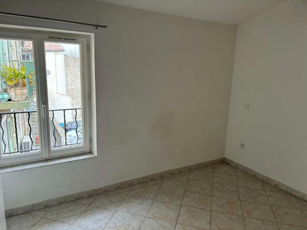 Maison à louer 04, sisteron  entièrement rénovée