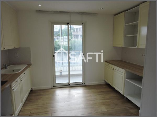 Appartement T3/T4 rénové BIGUGLIA