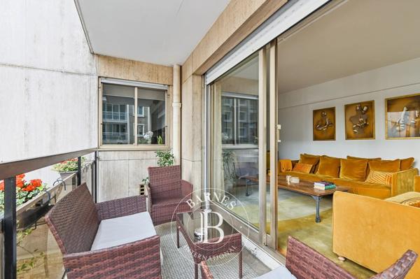 Paris 16ème, Appartement 1 Chambre -  54 m² à vendre