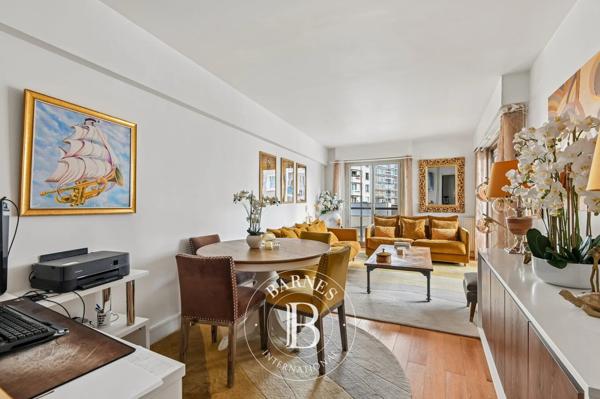 Paris 16ème, Appartement 1 Chambre -  54 m² à vendre