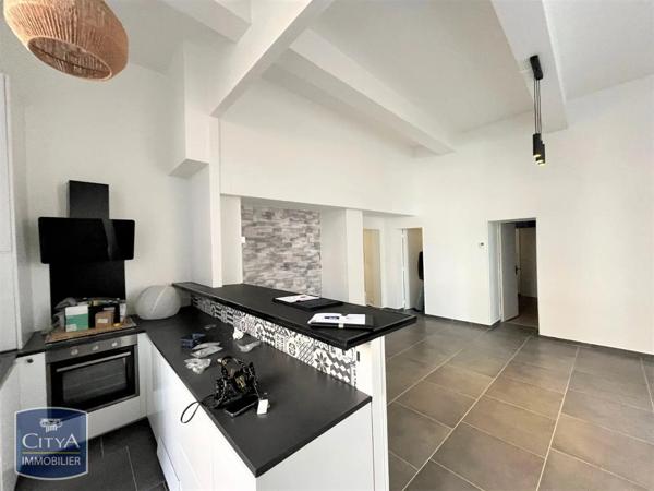 Appartement à louer 3 pièces 100.72m²