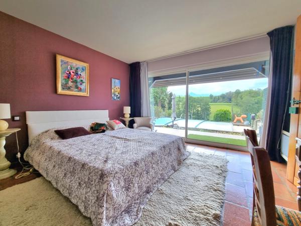 Dpt Hautes Pyrénées (65), à vendre proche de TARBES maison P8 de 220 m², 4 chambres - Terrain de 4 395,00 m²