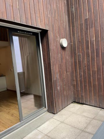 Duplex
                                                                                                                                                                                                                                                                                                                        2 pièce(s)                                                                                                                                                                                                          1 chambre(s)                                                                                                                                                                                                          42  m²