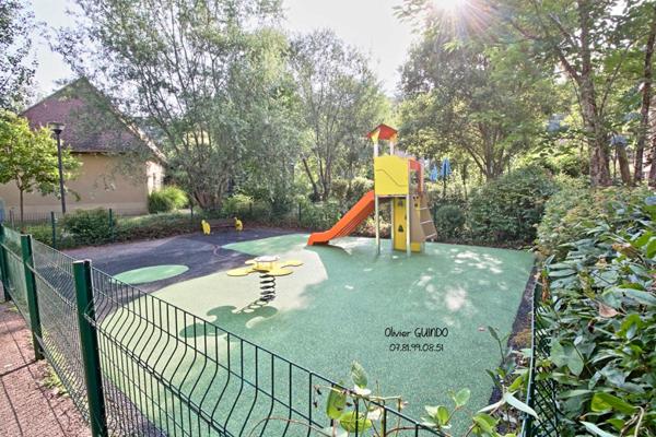Appartement 3 pièces 35 m2 avec terrasse et piscine