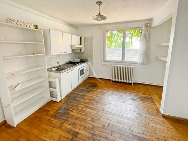 Maison plain pieds Sainte Geneviève Des Bois 2 pièces 62m2