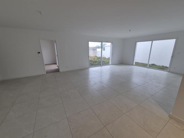 Maison 4 pièce(s) 3 chambre(s) 120 m²