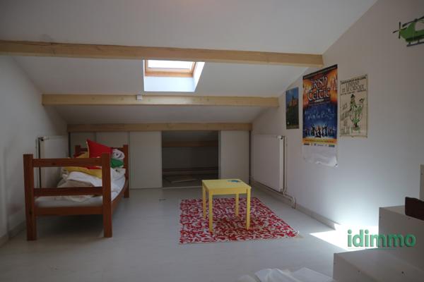 MAGNIFIQUE MAISON DE 220 M2,DANS UN LIEU RECHERCHE, AVEC PISCINE SUR UN TERRAIN DE 610 M2. PROCHE DE ROYAN. Royan (17200)