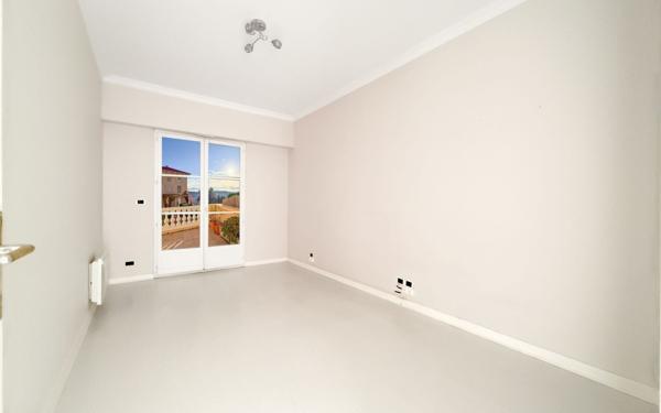 Appartement à vendre    3 pièces • 98,07 m2 Nice