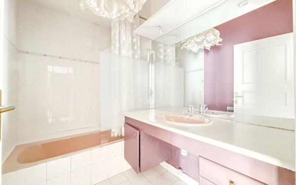 Appartement à vendre    3 pièces • 98,07 m2 Nice