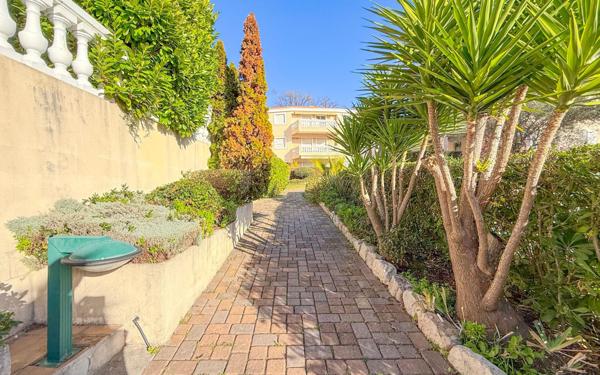 Appartement à vendre    3 pièces • 98,07 m2 Nice