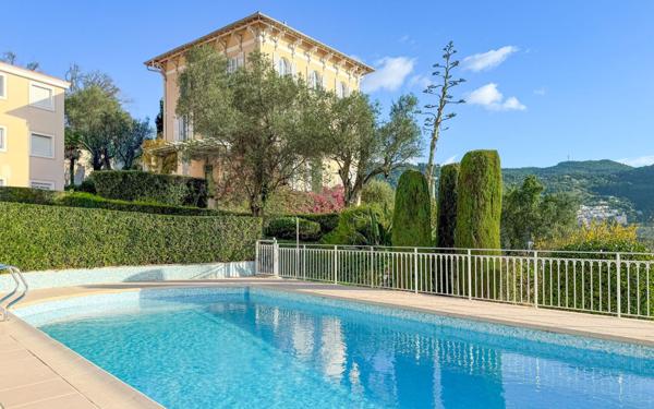 Appartement à vendre    3 pièces • 98,07 m2 Nice