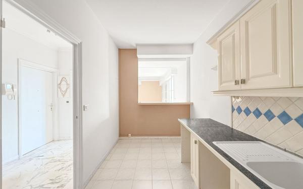 Appartement à vendre    3 pièces • 98,07 m2 Nice