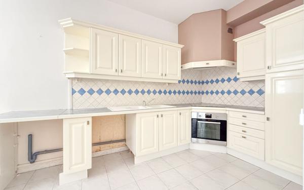 Appartement à vendre    3 pièces • 98,07 m2 Nice