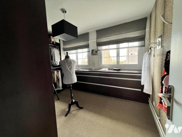 BOULOGNE SUR MER A VENDRE MAISON INDEPENDANTE AVEC SOUS SOL COMPLET GARAGE ET JARDIN