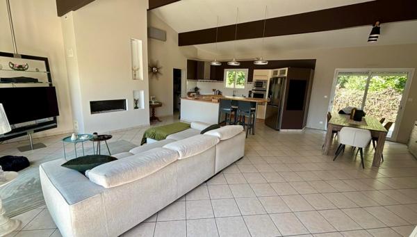 Belle maison familiale de plain pied au calme