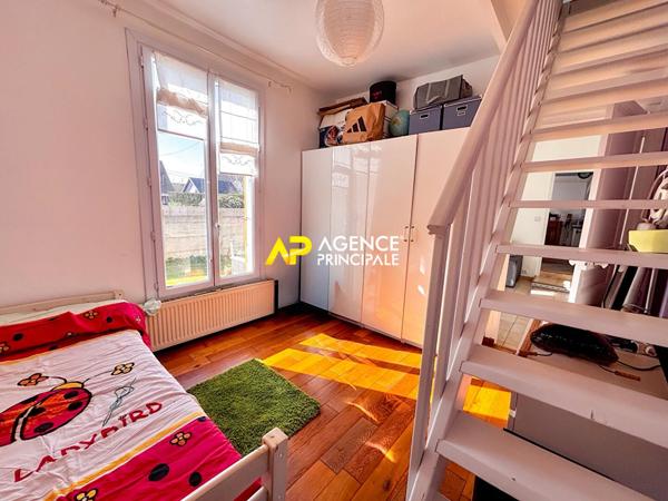 Sartrouville - Maison 4 pièces sur 322 m² de parcelle €402 800 ** - Référence 9560